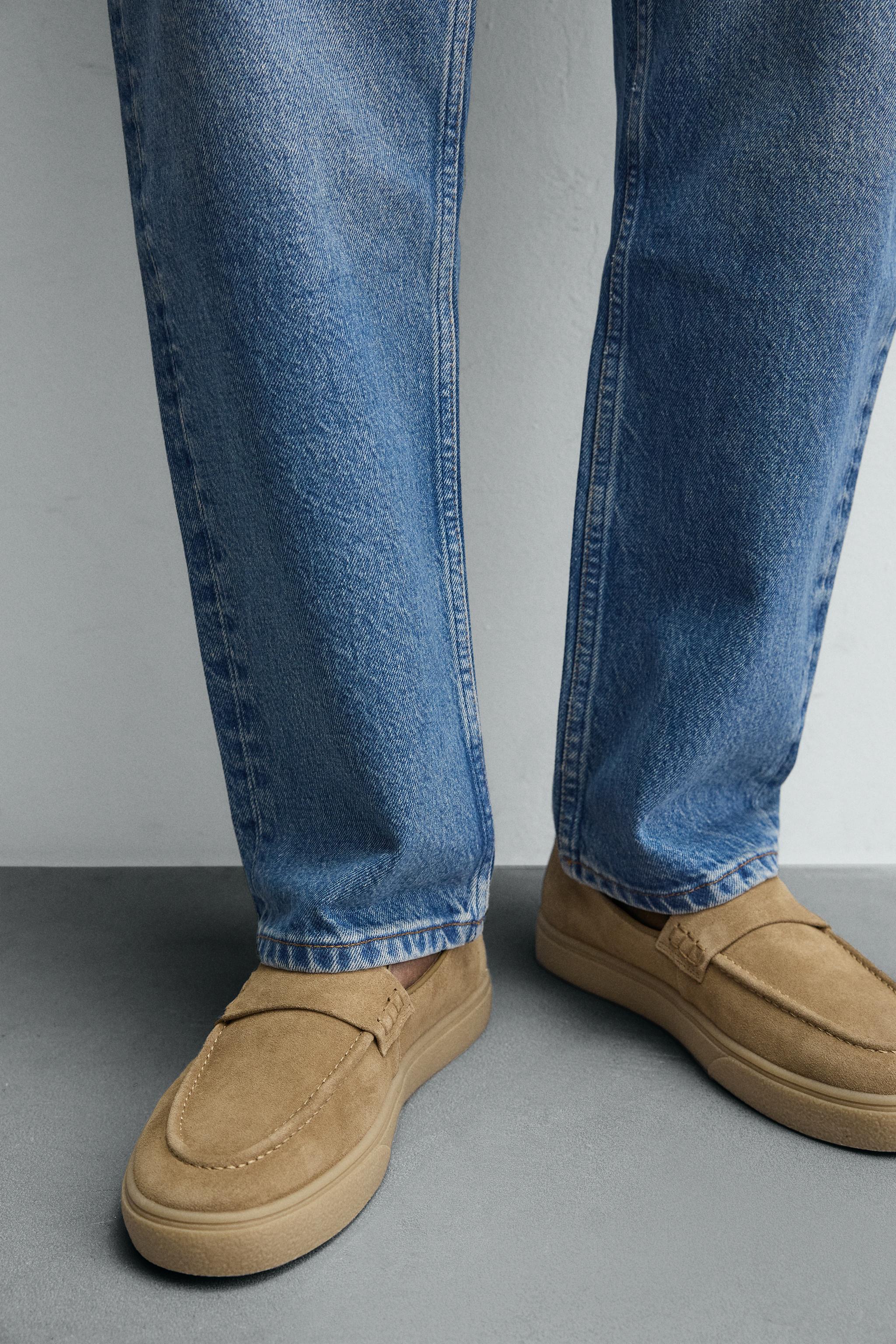 CASUAL LEATHER LOAFERS